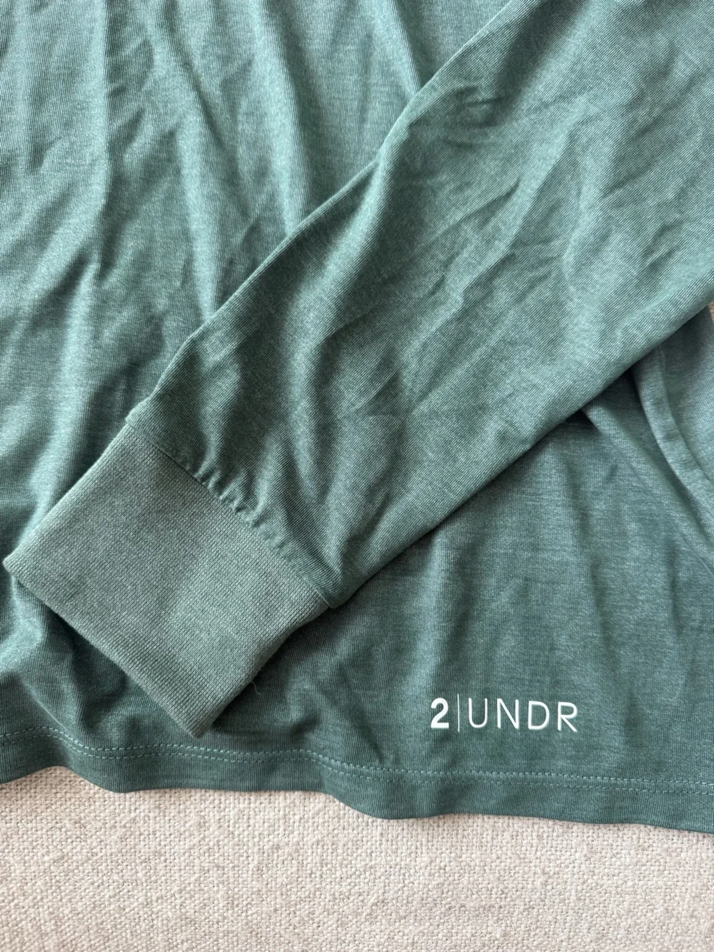NWT! 2UNDR lightweight pullover Seafoam Green - Small